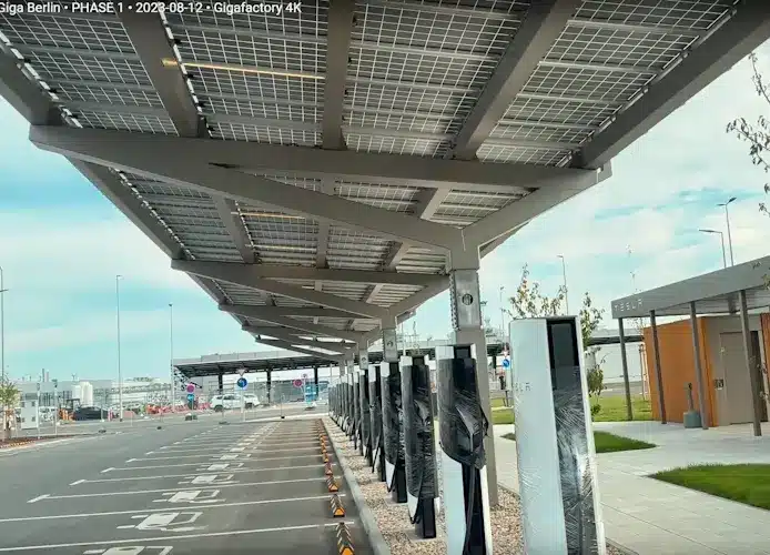 Cyber-Canopy #1 Grünheide