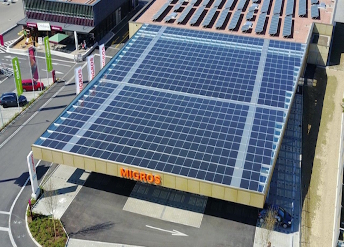 Migros Amriswil, Aachtal: die erste vollflächige PV-Parkplatzüberdachung